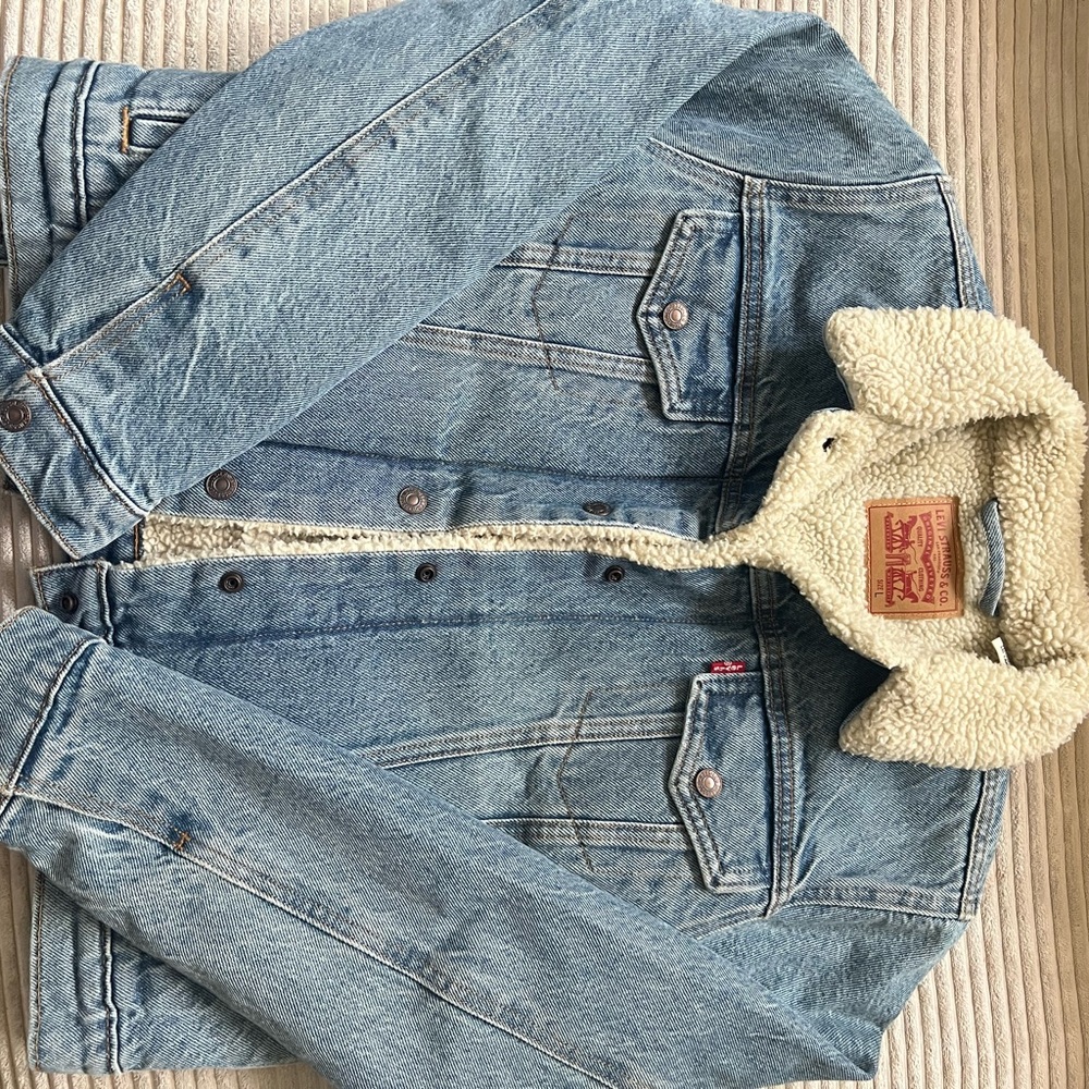 Levi's Light Blue Denim Jacket with Cream Lining